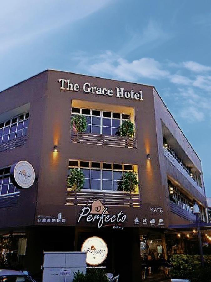 The Grace Hotel Muar Εξωτερικό φωτογραφία